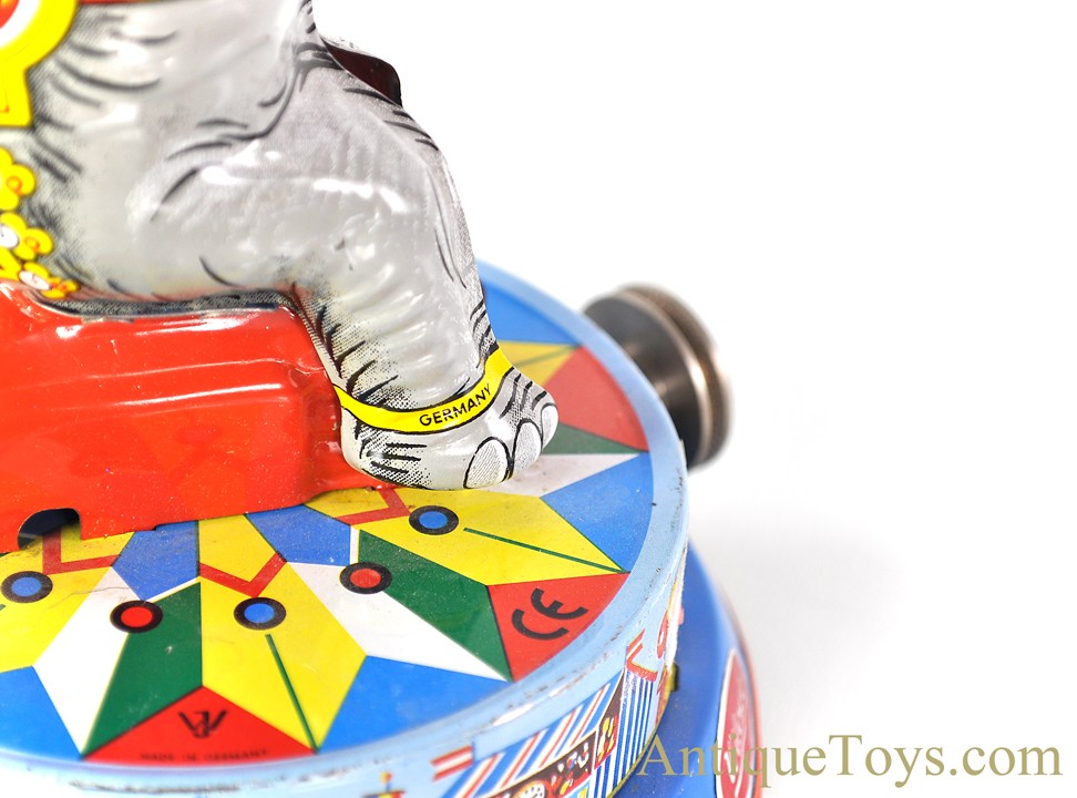 Wilesco Tin Lithographed M72 Live Steam Engine Driven Elephant with Ball Roundabout Toy <FONT COLOR="ff000 ">*SOLD*</font> - Image 7