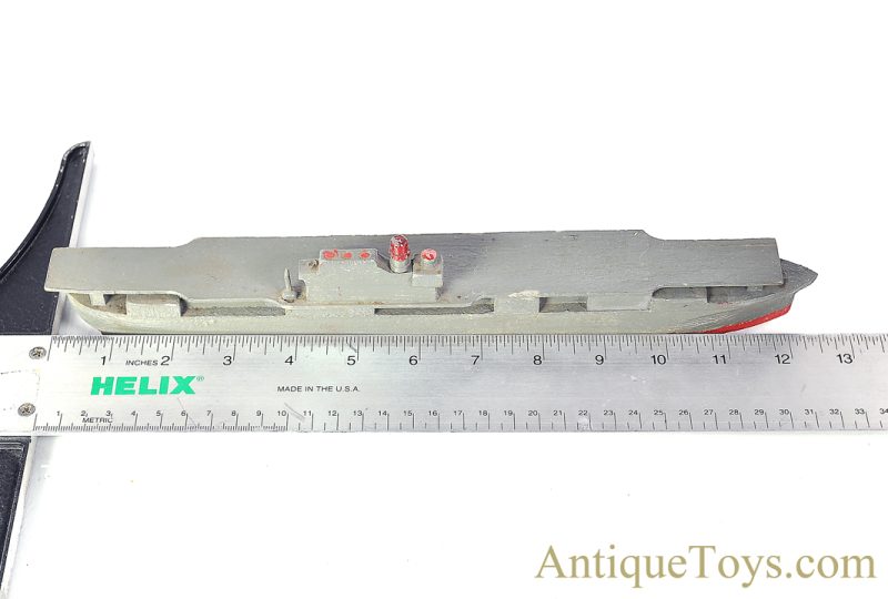 WWII American Wooden Recognition Model Destroyer/Battleship and Aircraft Carrier Boats for Sale - Image 5