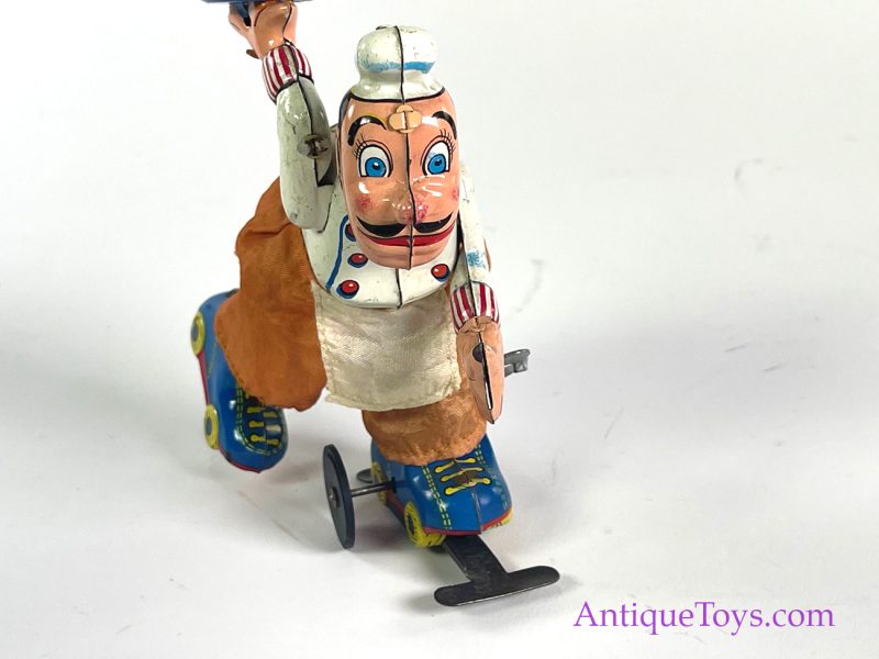 TPS Roller Skating Chef Windup Tin Japanese Toy <FONT COLOR="ff000 ">*SOLD*</font> - Image 10