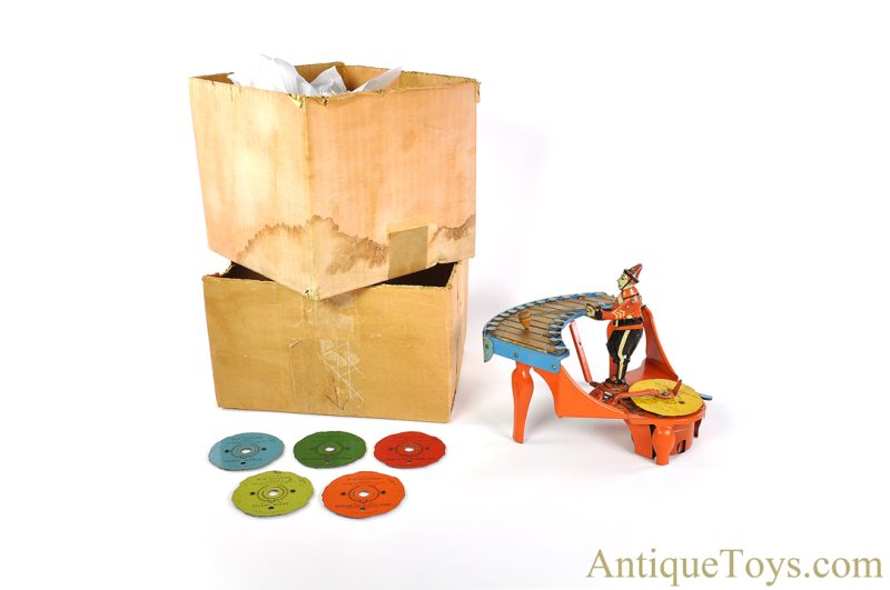 Wolverine Supply & Mfg. Co. ca. 1930's Pressed Steel & Lithographed Tin Windup No. 48 Zilotone with Discs <FONT COLOR="ff000 ">*SOLD*</font> - Image 2