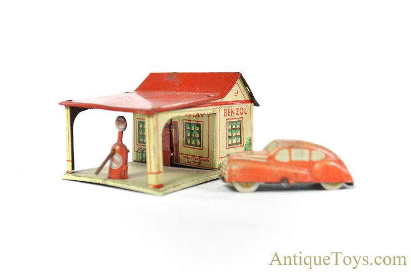 German Tin Lithographed Esso Gas Station Benzol Gasoline Tank Station <FONT COLOR="ff000 ">*SOLD*</font>