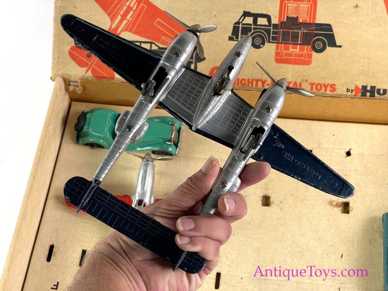 Hubley #49 Mighty Metal Airport Set in Box <FONT COLOR="ff000 ">*SOLD*</font> - Image 7