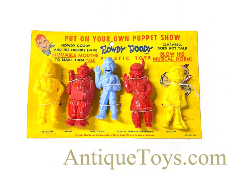 Tee-Vee Toys Inc. Plastic Howdy Doody Puppet Show Set on Display Card <FONT COLOR="ff000 ">*SOLD*</font>