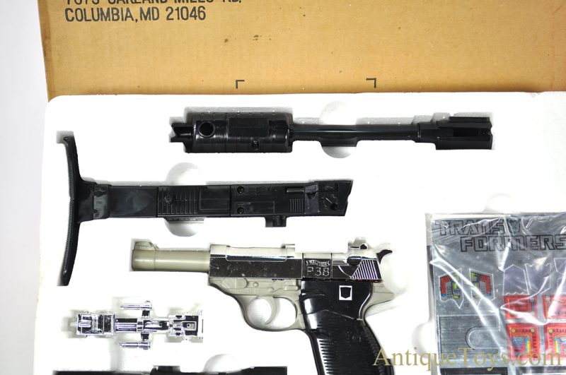 Hasbro/Takara G1 Mail Away Transformers Decepticons Megatron Walther P38 Action Figure Mint in Box <FONT COLOR="ff000 ">*SOLD*</font> - Image 6