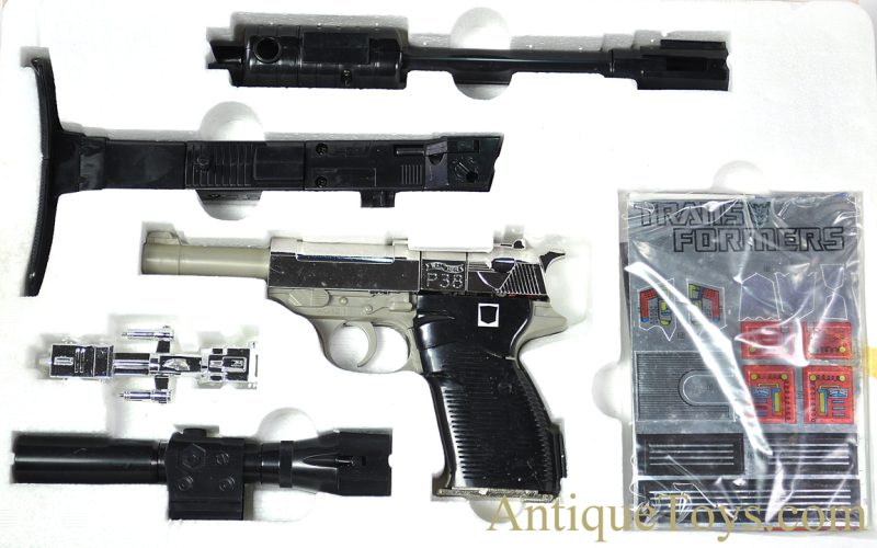 Hasbro/Takara G1 Mail Away Transformers Decepticons Megatron Walther P38 Action Figure Mint in Box <FONT COLOR="ff000 ">*SOLD*</font> - Image 7