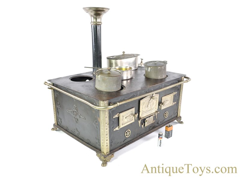 Marklin/Gebrüder Maerklin ca. 1909 #9605N Pressed Steel Children's Stove Kinder-Kochherde German Toy & Accessories <FONT COLOR="ff000 ">*SOLD*</font> - Image 7