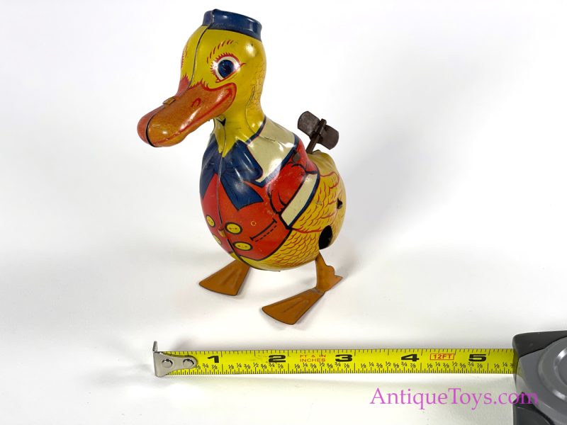 J. Chein Tin Lithographed Windup #102 Walking “Donald” Duck Toy for Sale - Image 9