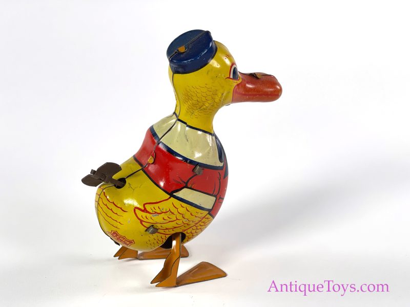 J. Chein Tin Lithographed Windup #102 Walking “Donald” Duck Toy for Sale - Image 5