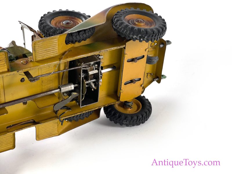 Lineol Model Toys Tin Hand-Painted Windup Staff Car/Kubelwagen <FONT COLOR="ff000 ">*SOLD*</font> - Image 6
