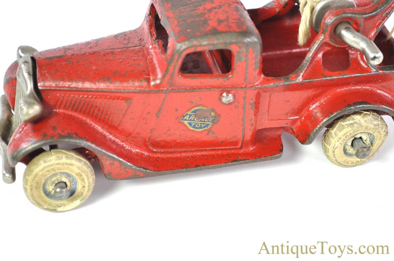 Arcade Rare ca. 1934 No. 202 Cast Iron Red Wrecker Tow Truck <FONT COLOR="ff000 ">*SOLD*</font> - Image 5