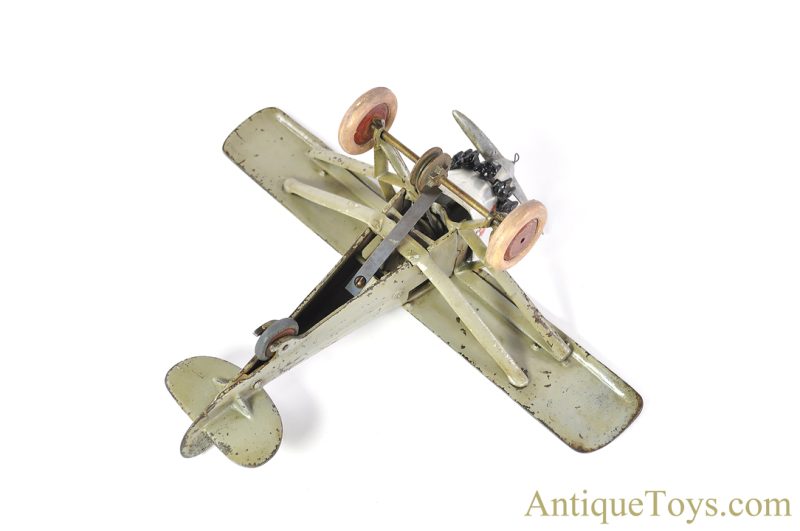 Hubley Cast Iron Spirit of St. Louis "Lindy" Plane with Working Propeller <FONT COLOR="ff000 ">*SOLD*</font> - Image 10