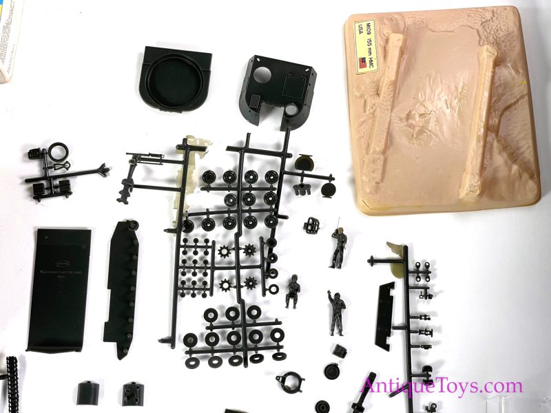 Vintage Tank and Half Track Model Kits <FONT COLOR="ff000 ">*SOLD*</font> - Image 15