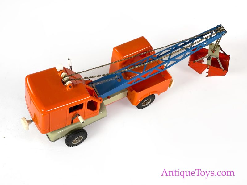 Gama Toys Tin Lithographed Crane Truck in Box Vintage Toy for Sale <FONT COLOR="ff000 ">*SOLD*</font> - Image 6