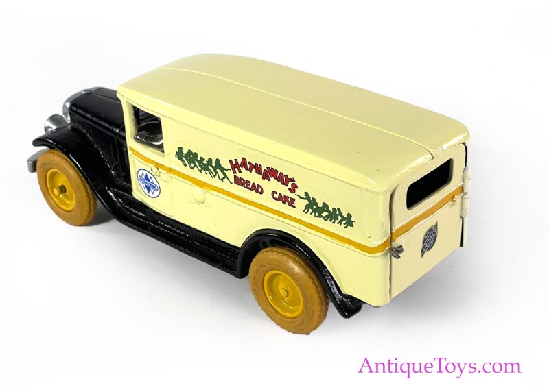 Arcade Toys Cast Iron Hathaway's International Van Toy <FONT COLOR="ff000 ">*SOLD*</font> - Image 3