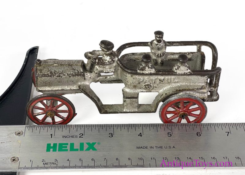 Hubley Cast Iron Police/Fire Patrol Truck <FONT COLOR="ff000 ">*SOLD*</font> - Image 3