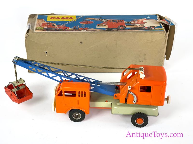 Gama Toys Tin Lithographed Crane Truck in Box Vintage Toy for Sale <FONT COLOR="ff000 ">*SOLD*</font> - Image 3