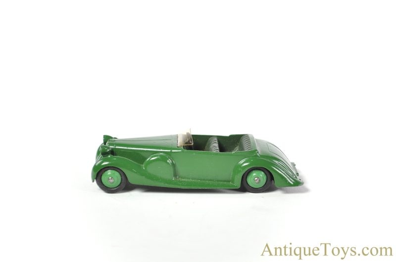 Meccano Ltd. Dinky Toys Diecast ca. 1940s #38C Lagonda Export Version Sports Coupe for Sale - Image 2