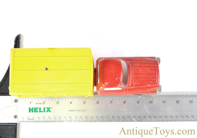 Hubley Toys Diecast and Plastic No. 361-59 Livestock Hauler <FONT COLOR="ff000 ">*SOLD*</font> - Image 8