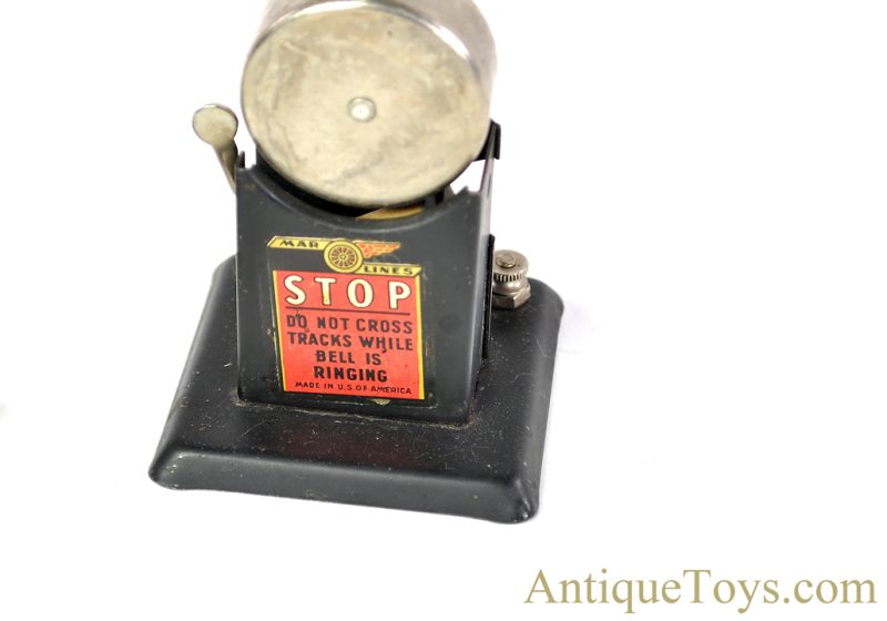 Marx Tin Lithographed Marlines #413 "Switchman's Tower" in Box & Railroad Crossing Sign Train Accessories <FONT COLOR="ff000 ">*SOLD*</font> - Image 9