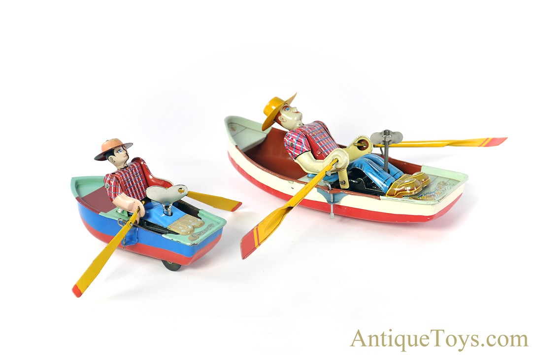 Momoya Shoten Tin Lithographed Windup Man Rowing Boat Set Japanese