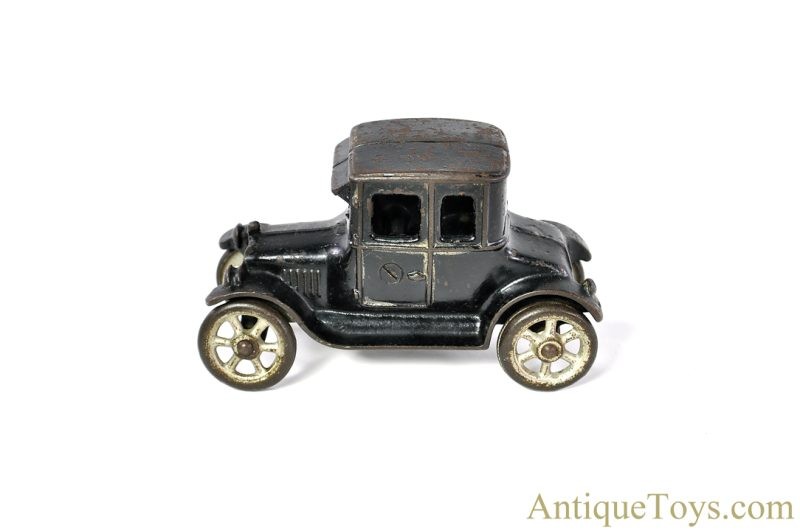 A.C. Williams ca. 1920's Cast Iron Coupe with 6 Spoke Wheels <FONT COLOR="ff000 ">*SOLD*</font> - Image 2