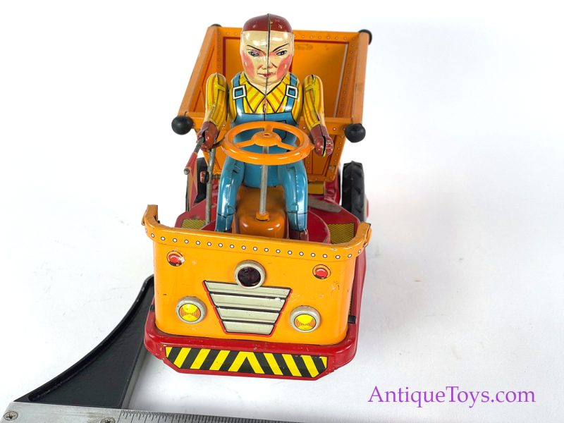 Japanese Tin Lithographed Battery Operated Dump Truck Toy <FONT COLOR="ff000 ">*SOLD*</font> - Image 3