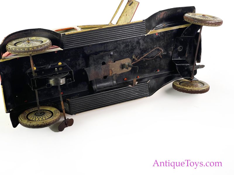 Tippco Toys Company (Tipp & Co., TCO) Tin Lithographed Windup T.C.975 Coupe <FONT COLOR="ff000 ">*SOLD*</font> - Image 13