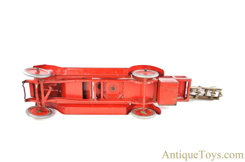 Buddy L Pressed Steel Fire Engine "CFD Buddy "L" Aerial Ladder" Fire Truck <FONT COLOR="ff000 ">*SOLD*</font> - Image 4