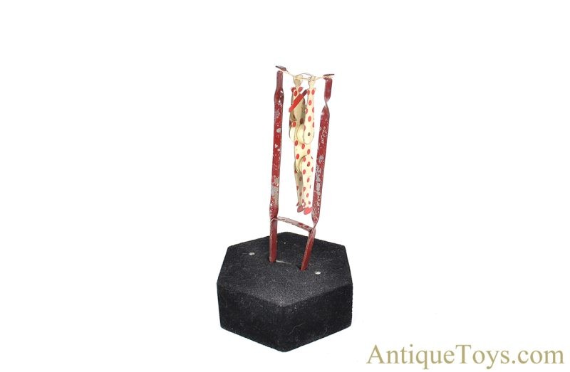 Do-Do Toy Co. No. 100 "Do-Do Clown" Acrobat Squeeze Toy in Box for Sale - Image 3