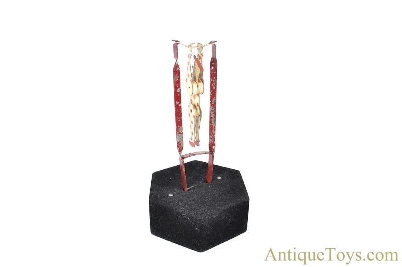 Do-Do Toy Co. No. 100 "Do-Do Clown" Acrobat Squeeze Toy in Box for Sale - Image 2