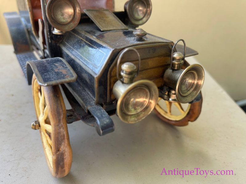 Marklin/Gebrüder Maerklin Tin Hand-Painted Windup Sedan <FONT COLOR="ff000 ">*SOLD*</font> - Image 8