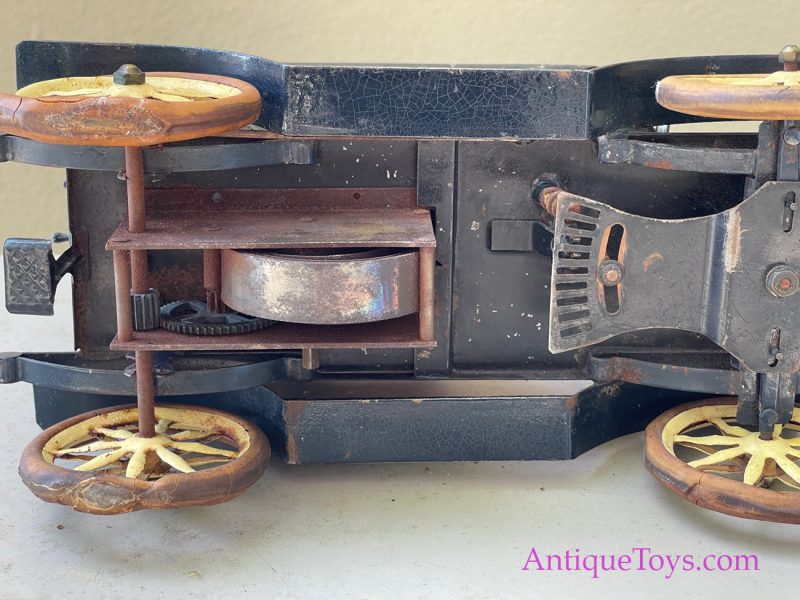 Marklin/Gebrüder Maerklin Tin Hand-Painted Windup Sedan <FONT COLOR="ff000 ">*SOLD*</font> - Image 12