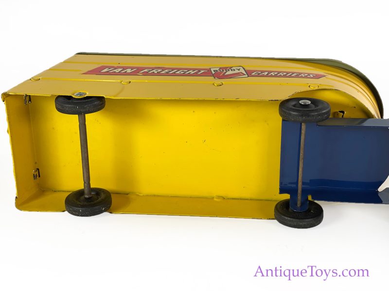 Buddy L Pressed Steel Mint No. 413 "Van Freight Carrier" Truck in Box <FONT COLOR="ff000 ">*SOLD*</font> - Image 4