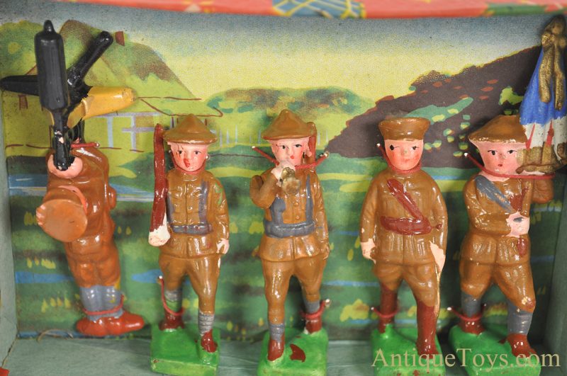Japanese Ceramic Hand-Painted 5pc Soldier Set in Box <FONT COLOR="ff000 ">*SOLD*</font> - Image 7