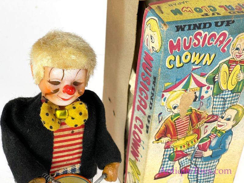 Nomura (TN) Tin Lithographed Windup Musical Clown in Box for Sale - Image 9