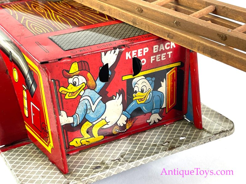 Marx Linemar Tin Lithographed Fire Truck No. 6 Walt Disney's Donald and Disneyland Characters for Sale <FONT COLOR="ff000 ">*WANTED*</font> - Image 5