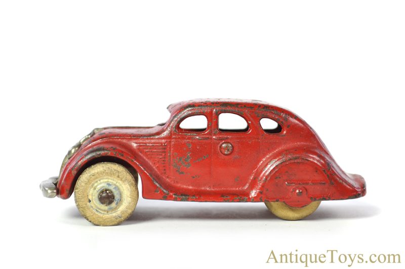 Arcade ca. 1930s Cast Iron No. 1460X DeSoto Sedan for Sale <FONT COLOR="ff000 ">*SOLD*</font> - Image 2