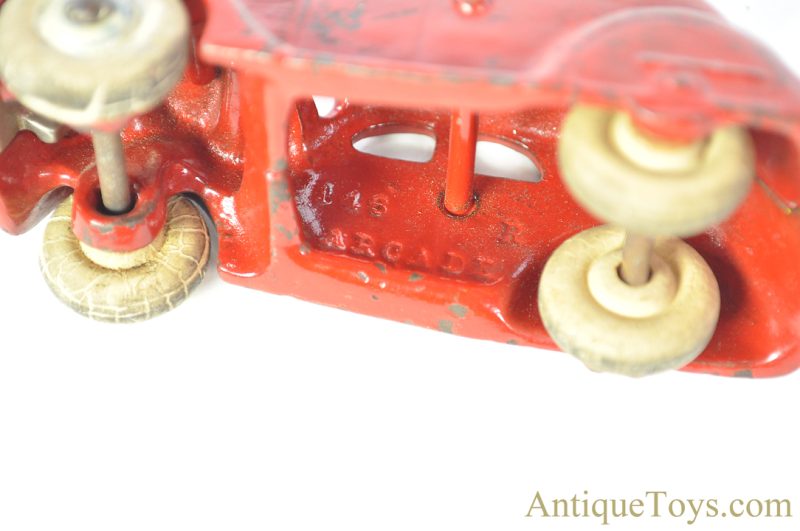Arcade ca. 1930s Cast Iron No. 1460X DeSoto Sedan for Sale <FONT COLOR="ff000 ">*SOLD*</font> - Image 5