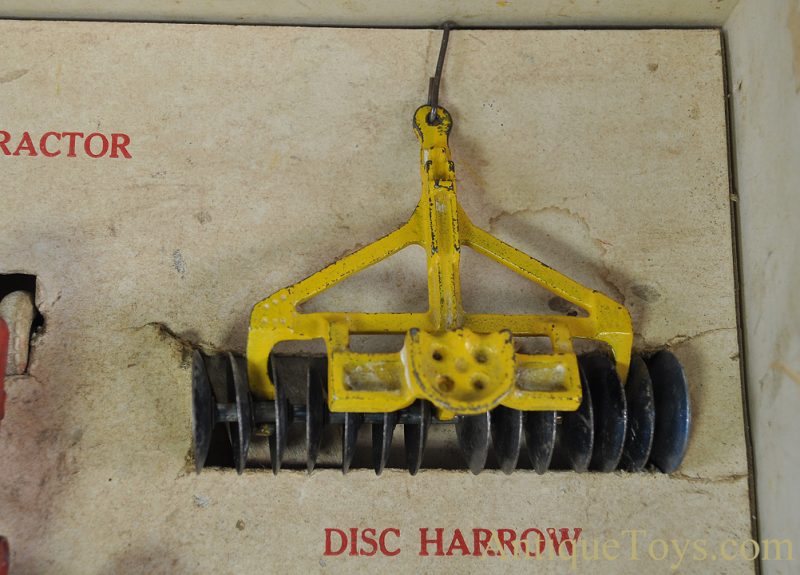 Arcade Cast Iron "Wards Complete Toy Farm Set" in Box <FONT COLOR="ff000 ">*SOLD*</font> - Image 6