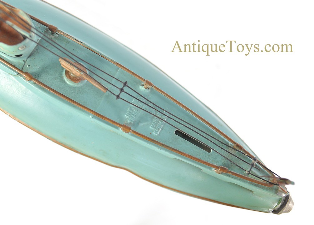 Gebrüder Bing ca. 1930's Tin Hand-Painted Windup #10/344/4 Mechanical Submarine Boat <FONT COLOR="ff000 ">*SOLD*</font> - Image 6