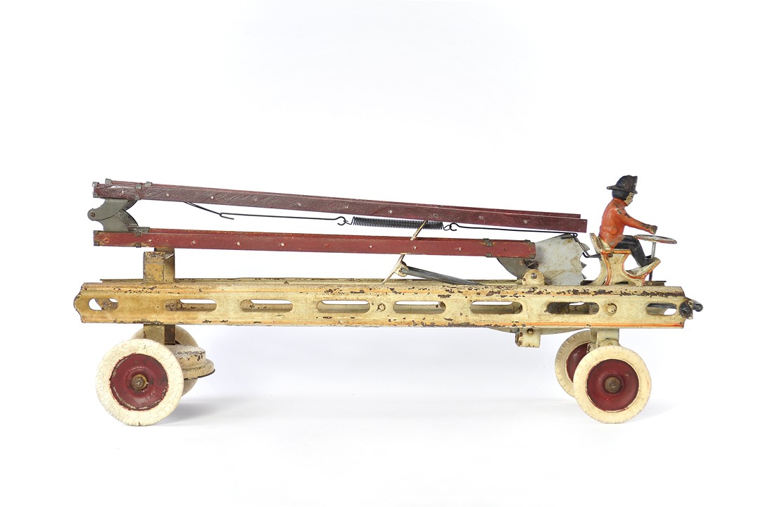 Kingsbury Manufacturing Co. ca. 1920's Pressed Steel Windup #775 "Aerial Ladder Truck" Fire Engine Ladder Truck <FONT COLOR="ff000 ">*SOLD*</font> - Image 2