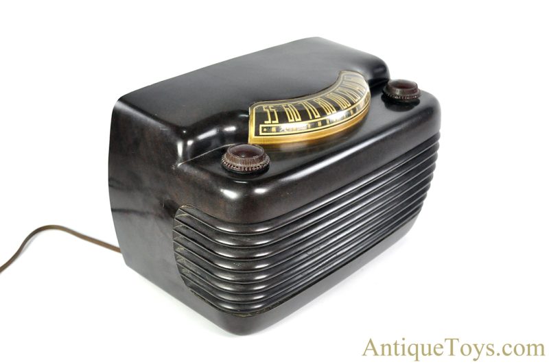 Philco Corporation ca. 1948 Model 48-460 115V 30W AC/DC AM "Hippo" Table Radio <FONT COLOR="ff000 ">*SOLD*</font> - Image 3