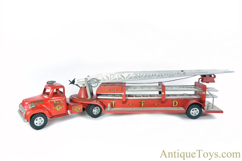 Tonka Pressed Steel T.F.D #5 Life Net Aerial Ladder Truck Fire Engine <FONT COLOR="ff000 ">*SOLD*</font> - Image 5