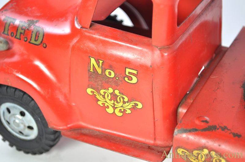 Tonka Pressed Steel T.F.D #5 Life Net Aerial Ladder Truck Fire Engine <FONT COLOR="ff000 ">*SOLD*</font> - Image 7
