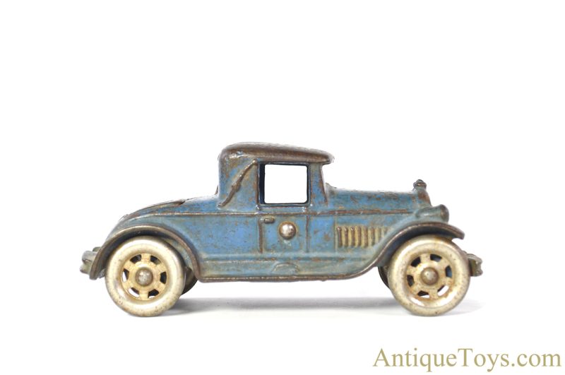 A.C. Williams ca. 1930's Cast Iron Coupe with Rumble Seat 6" <FONT COLOR="ff000">*SOLD*</font> - Image 2