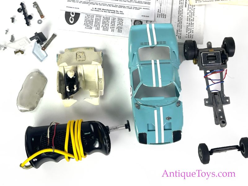 Cox Slot Car Set of Vintage Ford GTs 1/24, 1/32 <FONT COLOR="ff000 ">*SOLD*</font> - Image 5