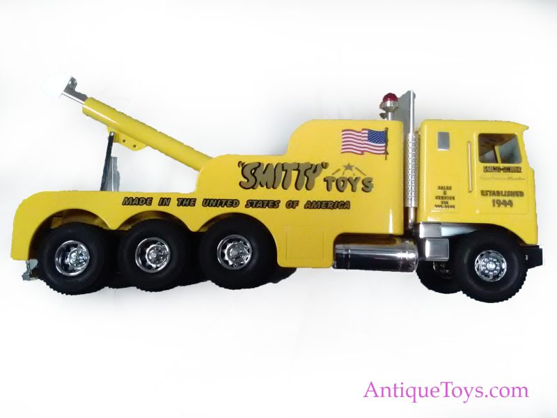 Fred Thompson Smith Miller, Inc. “Smitty Toys” Tow Truck <FONT COLOR="ff000 ">*SOLD*</font> - Image 7