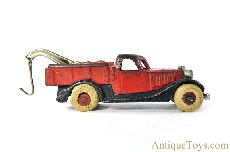Hubley ca. 1930s Cast Iron #2144 Take Apart Terraplane Wrecker Tow Truck <FONT COLOR="ff000 ">*SOLD*</font> - Image 2