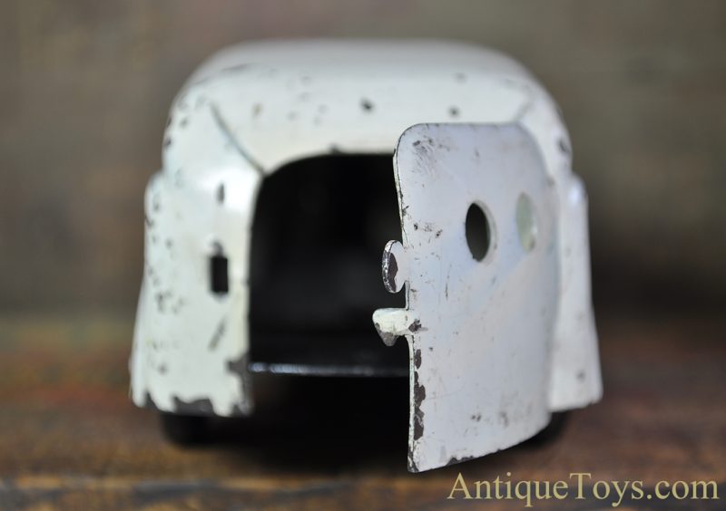 Wyandotte Toys All Metal Products Co. ca. 1930's Pressed Steel Ambulance <FONT COLOR="ff000 ">*SOLD*</font> - Image 7