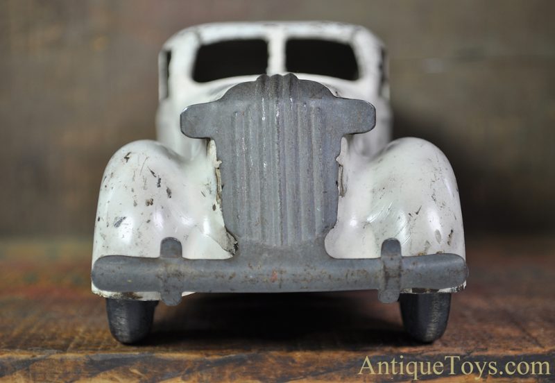 Wyandotte Toys All Metal Products Co. ca. 1930's Pressed Steel Ambulance <FONT COLOR="ff000 ">*SOLD*</font> - Image 5